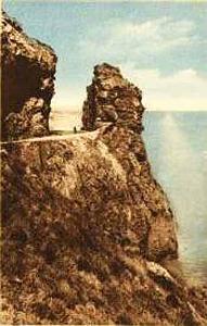 CO f- 11- Rocher de la vieille
